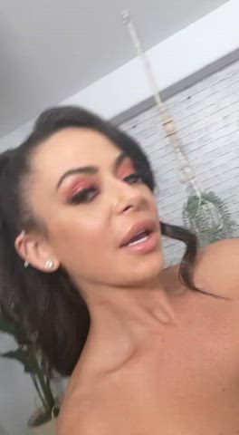 Kiki Klout - Tinder Boobs are Back