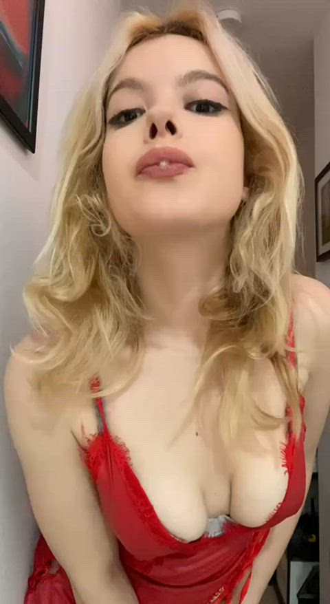 domme femdom fitfemdom gif