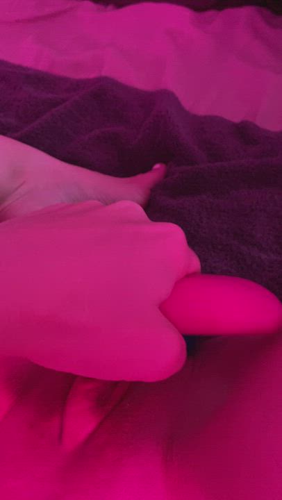 It takes two hands to masturbate, one for my vibe and the other to hold my dildo
