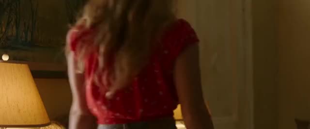 Katharine McPhee & Lia Marie Johnson Sexy in Bayou Caviar (2018)
