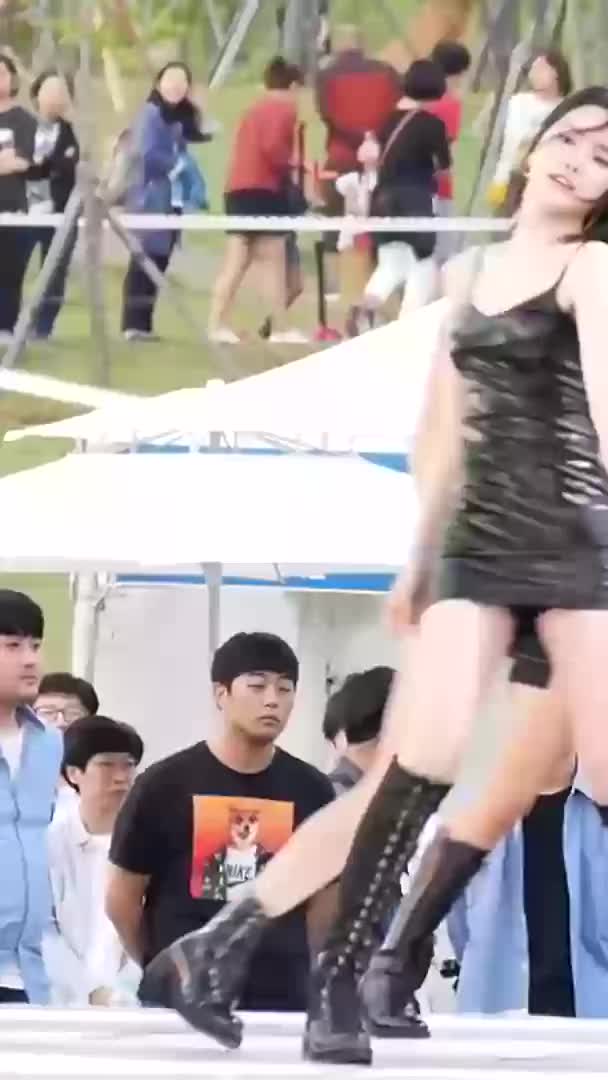 naeun black dress 7