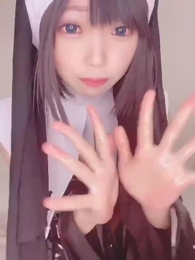Nun cosplay by @chimurin333
