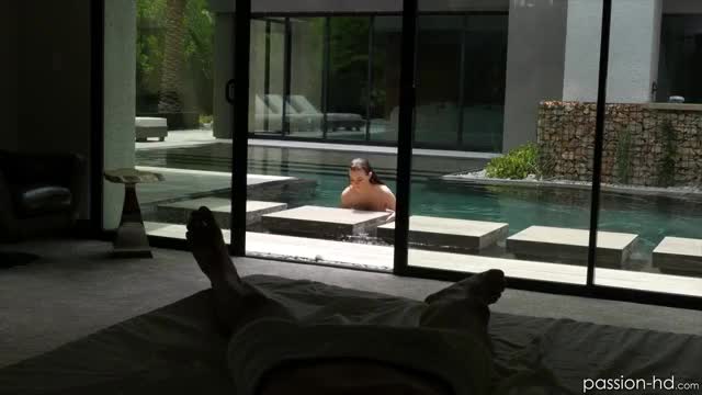 Tali Dova - Early Morning Swim
