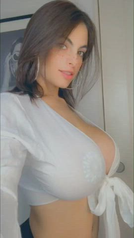 alexa pearl babe big nipples big tits bouncing tits huge tits solo strip tease gif
