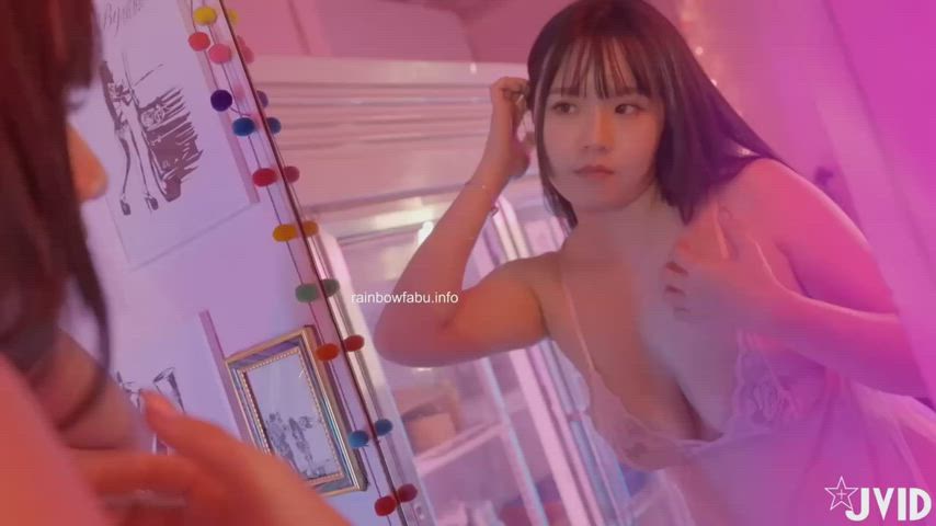 Taiwan Window Girl