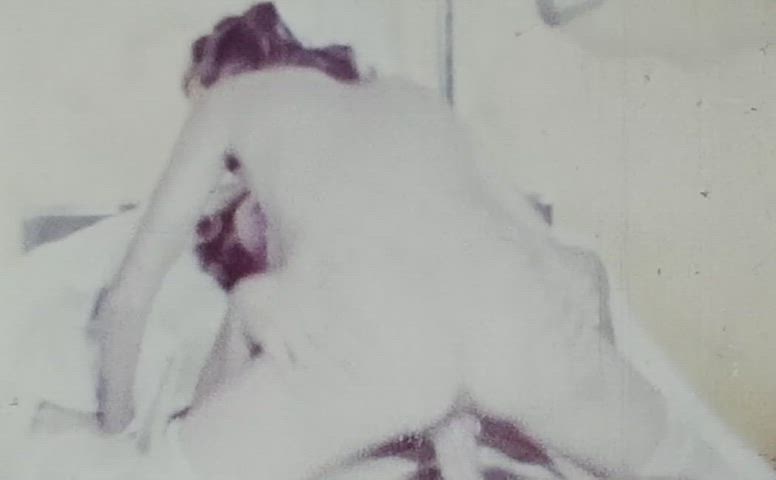 Blowjob Cowgirl Cumshot Threesome Vintage gif