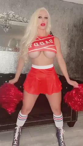Busty bimbo fuckdoll. Cum play with me. Link below