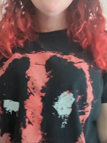 Wanna peek under my tee?