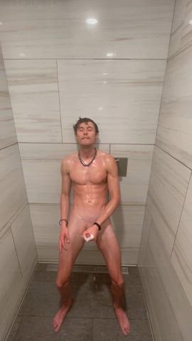 abs big dick cock gym jerk off masturbating muscles onlyfans public shower exposed-in-public