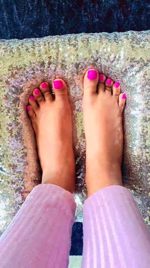 feet feet fetish fetish gif