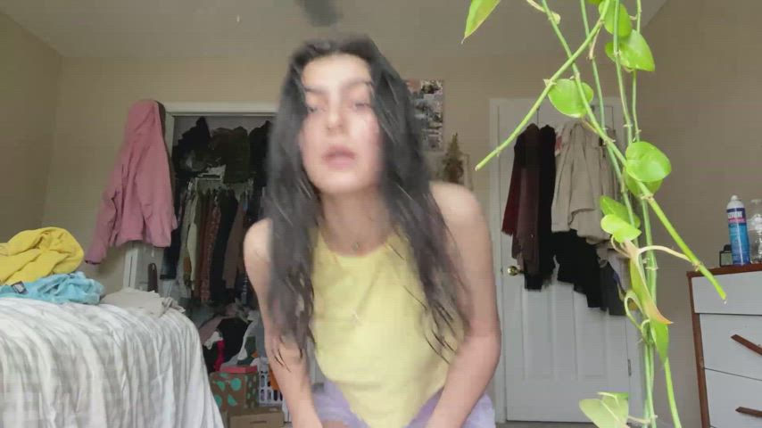accidental hairy hairy pussy iranian nipslip underboob gif