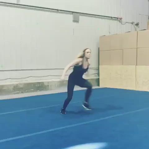 caity lotz celebrity fitness gif