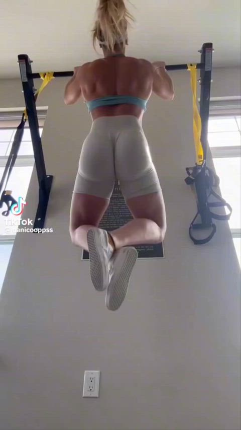 big ass booty teasing thick tiktok phat-ass-white-girls thick-booty tik-tok gif