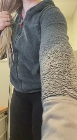It’s Sunday, let’s have some sexy fun 😉! [sext] [pic] [vid] [gfe] [rate] [fet]
