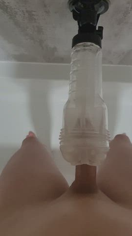 Wishing i could cum on someone like this <3