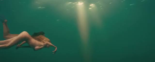 Kelly Brook, Riley Steele Nude - Piranha 3D (2010) HD 1080p thefappeningblog.com