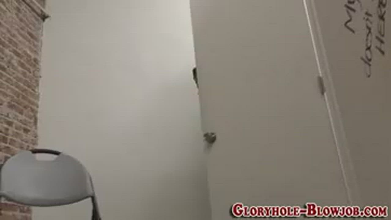 Arab Gloryhole girl sucks black dick