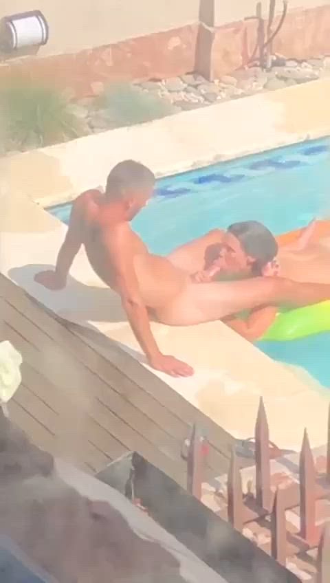 amateur blowjob swimming pool voyeur blowjobs public-cum-sluts real-couples gif