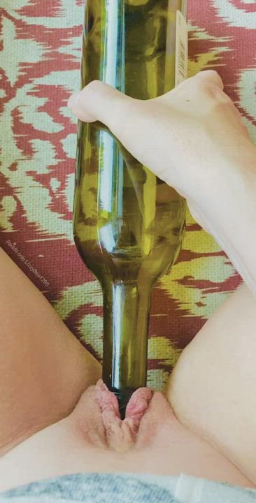 Amateur Homemade Masturbating Teen Toy gif