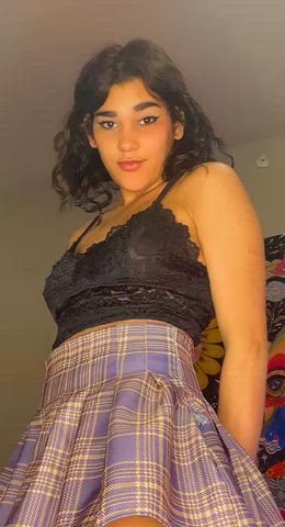 Do you like my 18 year old tits daddy?