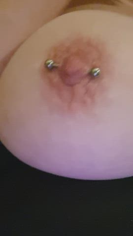nip play
