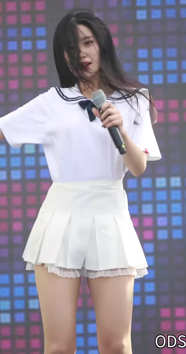 Berry Good - Johyun 191004 10