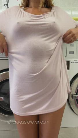 flashing hotwife public r/caughtpublic gif