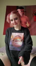 titty jiggles in 3... 2... 1...