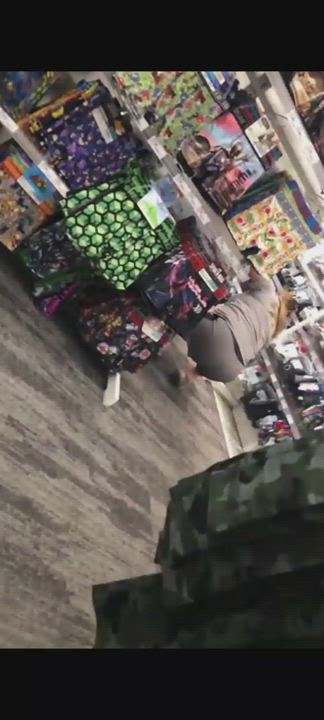 Mom Pussy Spy Cam gif