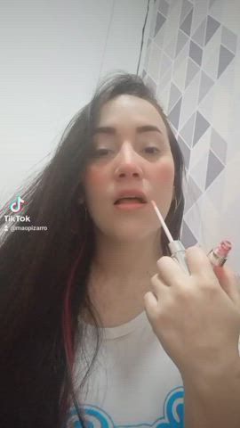 CamSoda Glamour Latina Lips Lipstick MILF Mom Webcam gif