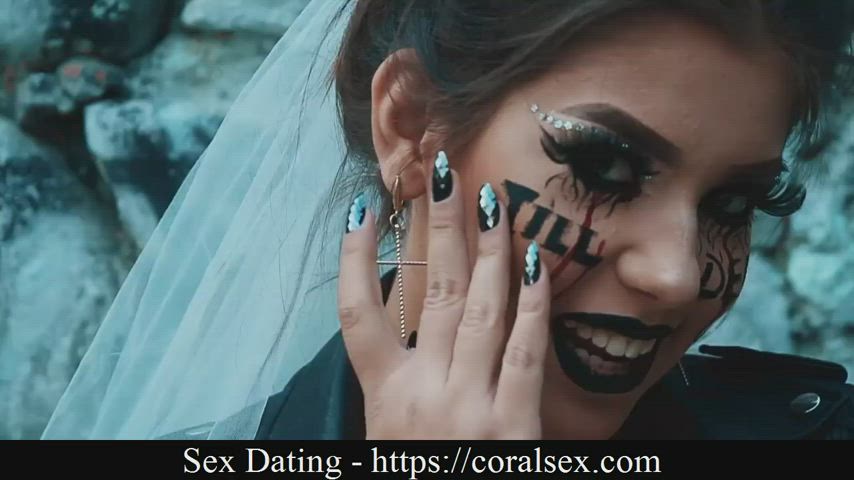 Erect Nipples Cleavage Model JOI Lesbian Big Tits Boots 19 Years Old 18 Years Old