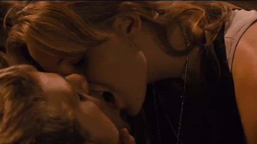 celebrity foreplay french kissing jennifer lawrence kissing teen tongue celebs gif