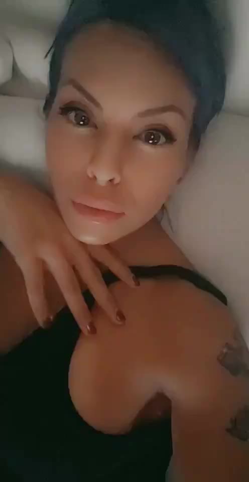 Oh hey, papi... wanna cum play with my big boobs?
