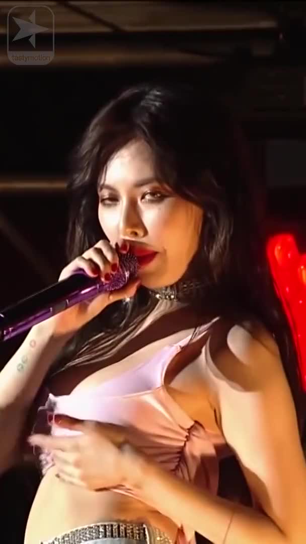 Hyuna 180616 @ United CUBE Concert 'ONE'