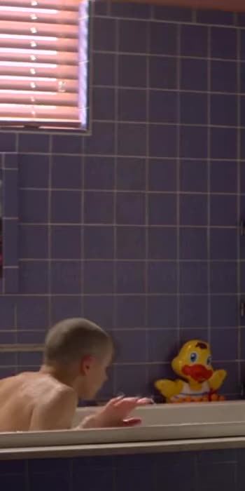 Joey King in The Act (TV Series 2019– ) [S01E04] - Cropped V1