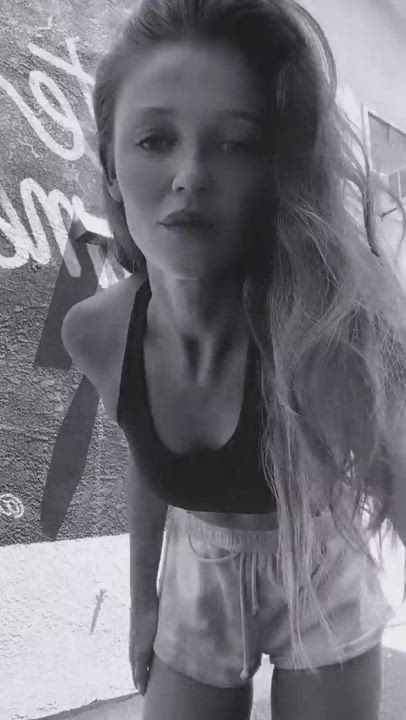 Mirror Redhead Workout gif