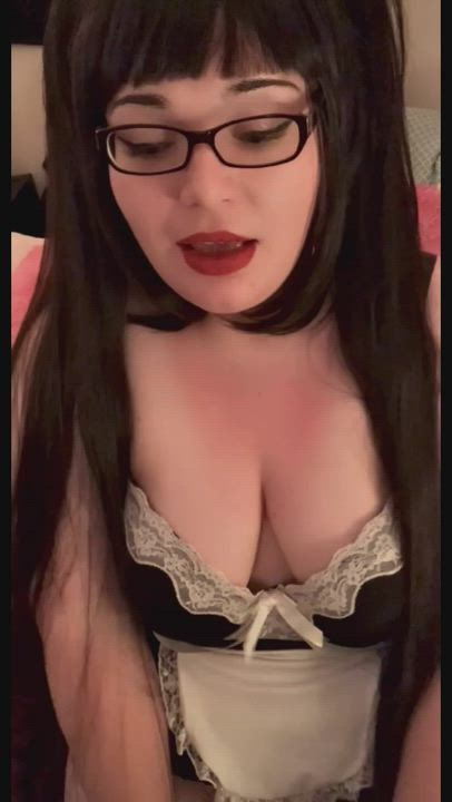 “Maid Sucks Cock for Tip” Full video plus 1.8k Other Pics &amp; Vids available