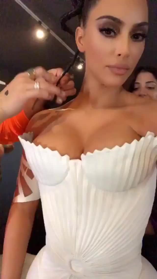 kimkardashian 26 2 2019 6 26 32 833