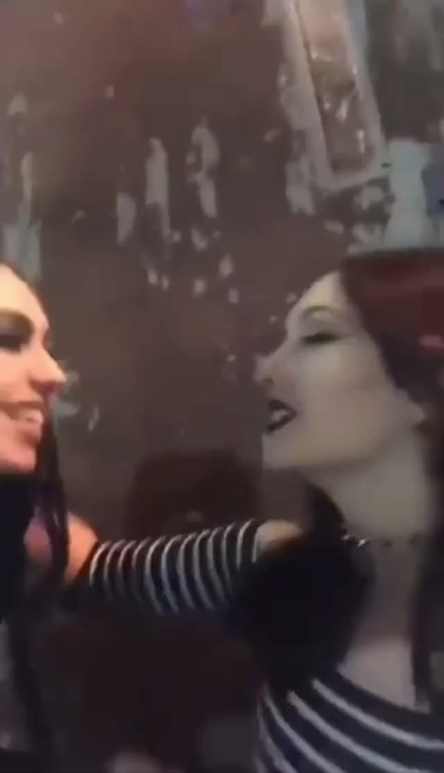 Kissing gif