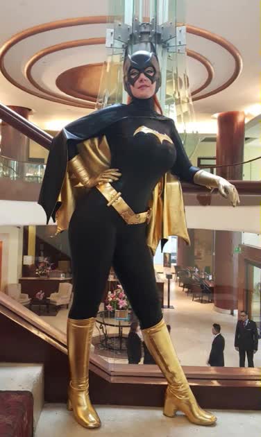 VegasPG Batgirl - Another Simple Jiggle and Grow Script Submission. Have a Happy