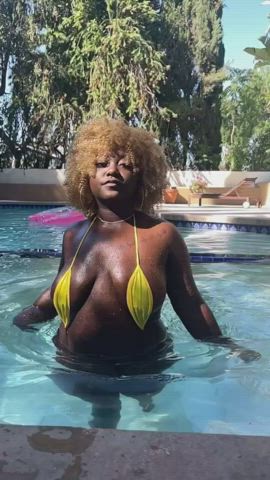Pool days are the best days <3