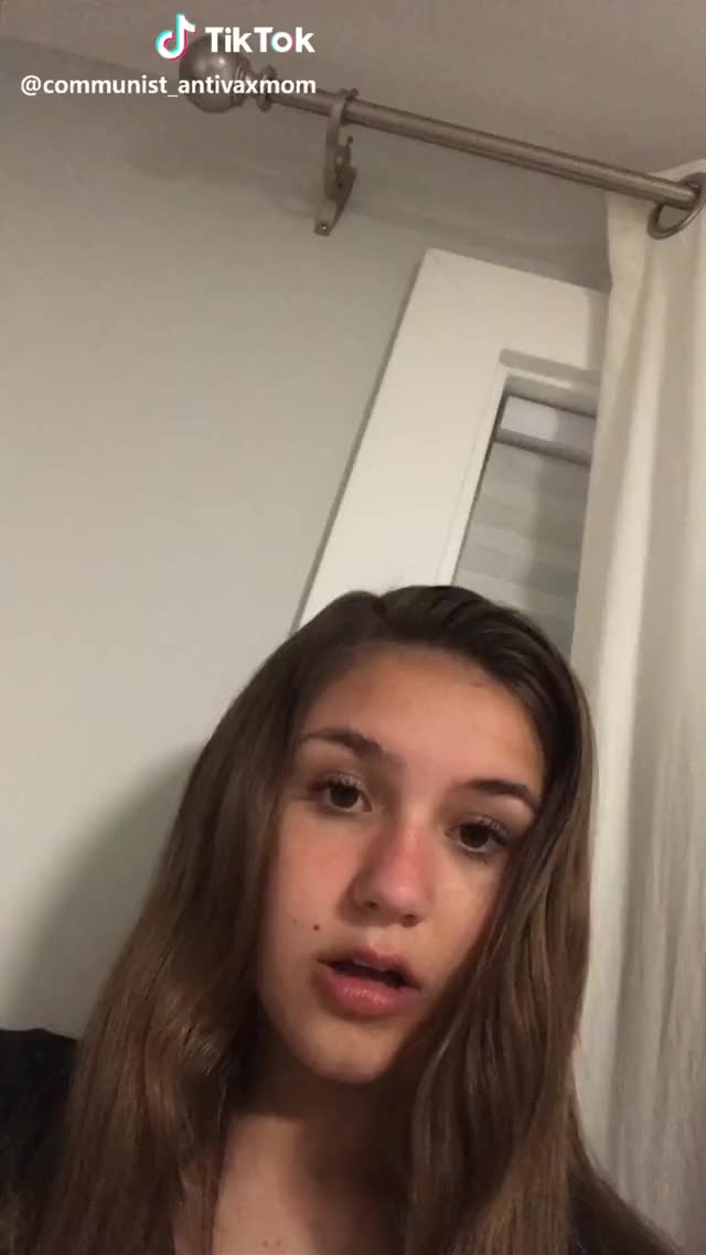 Emma chamberlain juice sucks #foryou #trending #sorry