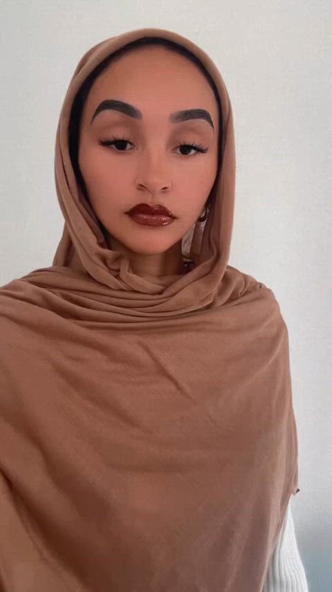 arab ass boobs brunette hijab indian latina muslim onlyfans tease amateur-girls gif