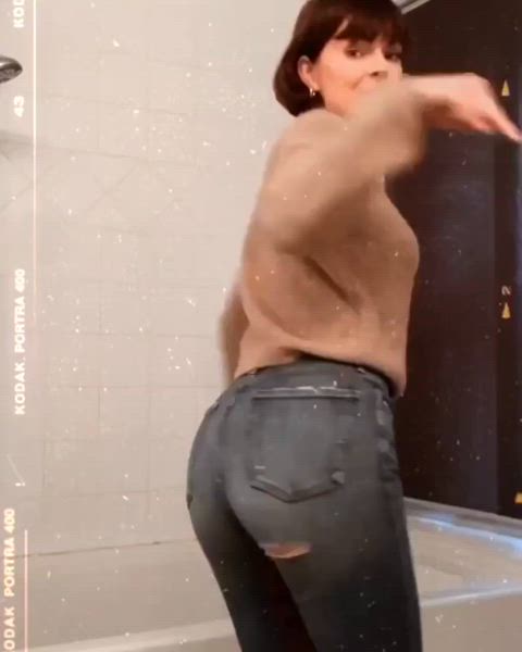 booty celebrity jeans serinda swan gif