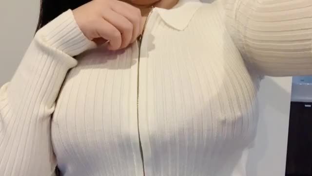 Looks like I forgot to wear a bra today ? [OC]