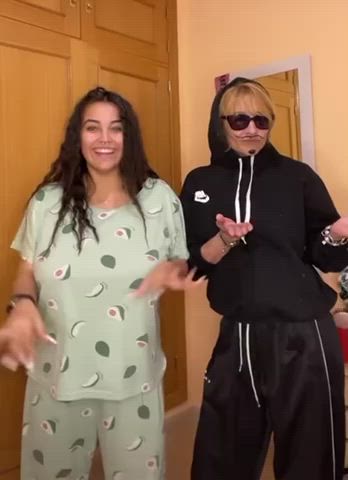 Huge Tits Mom TikTok Porn GIF by marioman50