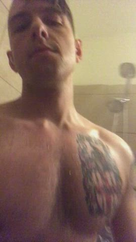 Anyone care to join me in the shower 😏