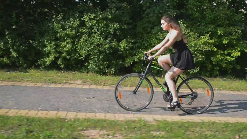 Bike riding tips for girls + full vid in the comments