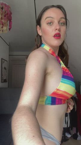 Just a slut who loves playing with her ass
