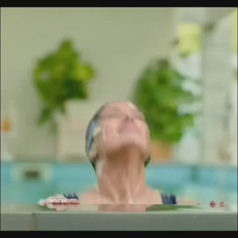 Mehwish hayat 🔥🔥🔥🔥🥵 what a wet bitch she is 💦💦💦
